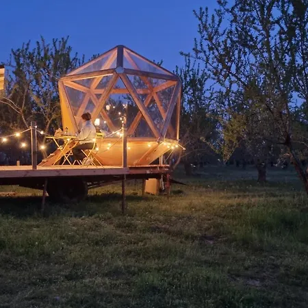 Luxury tent La Bulle Ico Valensole